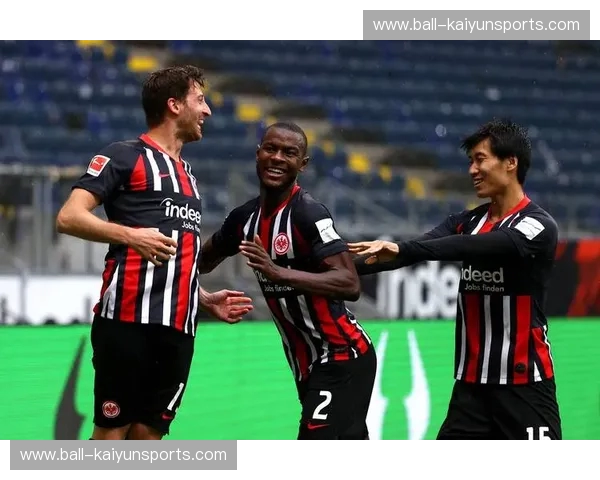 梦剧场的博弈：曼联vs莱比锡红牛，谁才是欧冠赛场的“顶级收割机”？