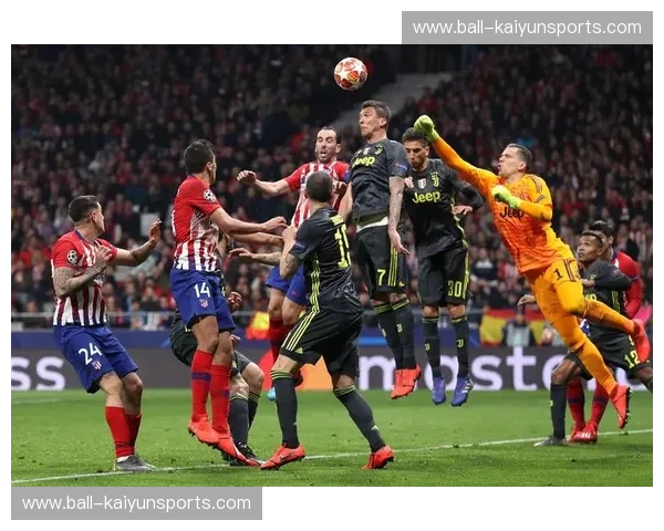 伯纳乌的火焰：皇马与马竞的史诗对决，腾讯体育点燃激情！